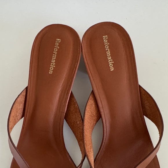 Reformation Dana Block Heel Leather Sandals - Picture 2 of 5